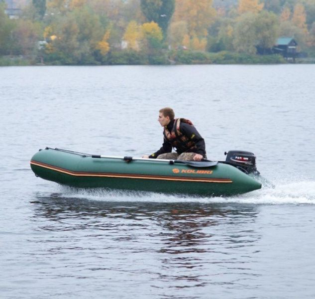 Ponton Kolibri KM-330D Pro (Kolibri KM-330D) motorowy sklejka kilowa, zielona