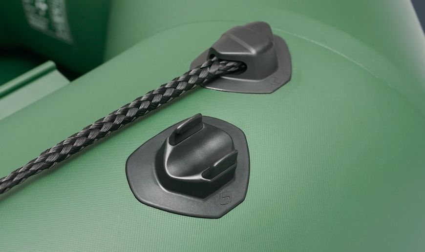 Embarcaci&oacute;n neum&aacute;tica Kolibri KM-200, motor, sin cubierta, verde